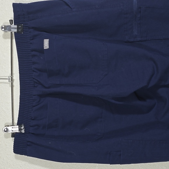 Figs pants - Picture 4 of 6